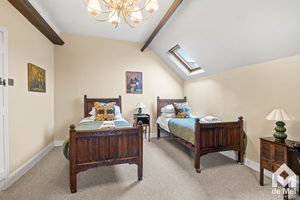 Photo 9- click for photo gallery